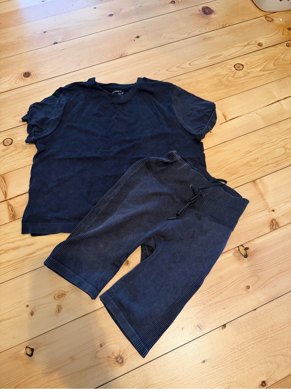 Harmony + Balance Black Acid Wash 2 Piece Biker Shorts & Tee Set XS